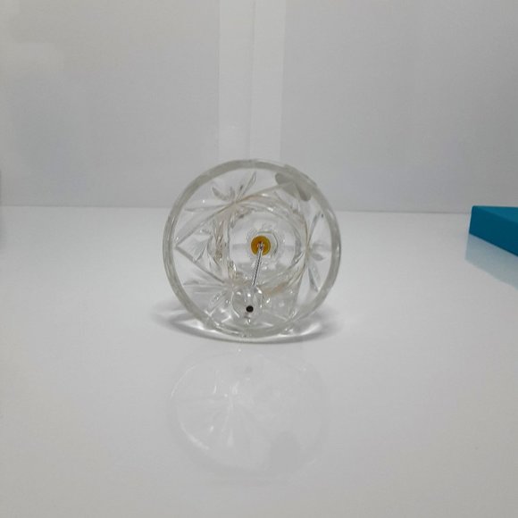 Crystal Dinner Bell Birks Made in Yugoslavia Vintage Bevelled Hand Cut 24% Lead - Picture 2 of 5